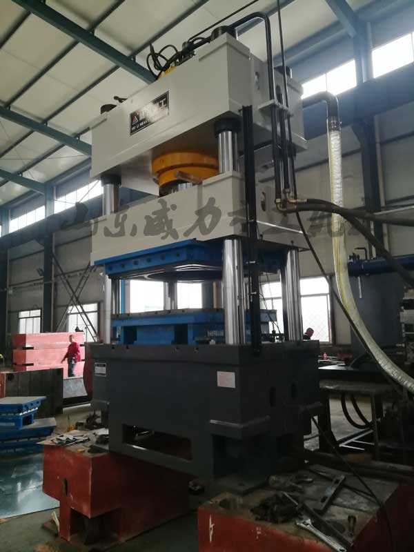 不銹鋼水箱成型壓力機(jī)