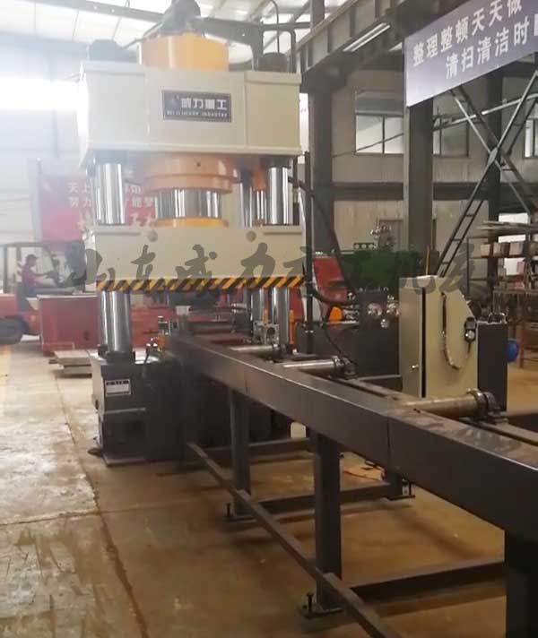 630噸錨桿托盤液壓機(jī)