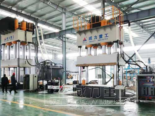 玻璃鋼化糞池模壓成型液壓機客戶工作現(xiàn)場