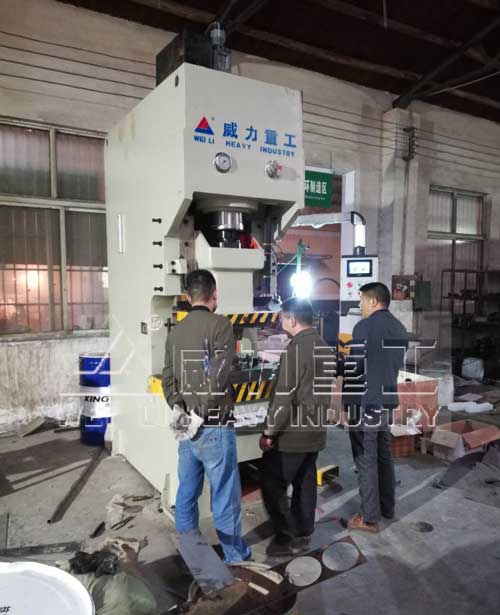 100噸液壓沖床沖壓五金密封件