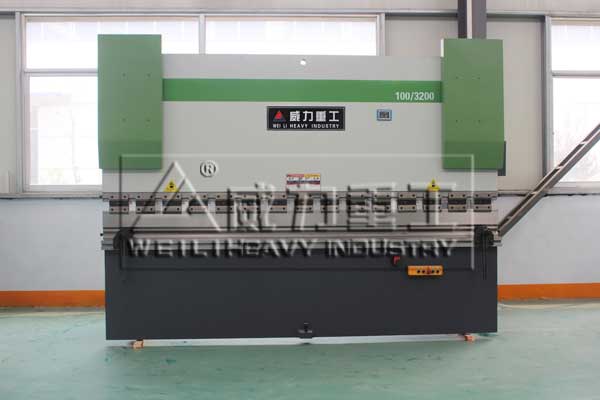 100噸2500液壓折彎?rùn)C(jī)