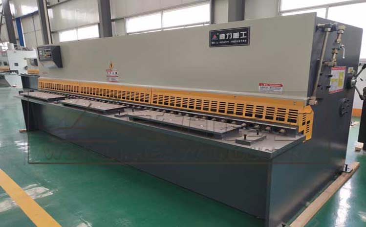 QC12Y-6X4000液壓擺式剪板機(jī)