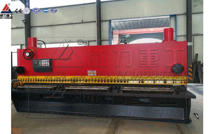QC11Y-12X4000液壓閘式剪板機(jī)