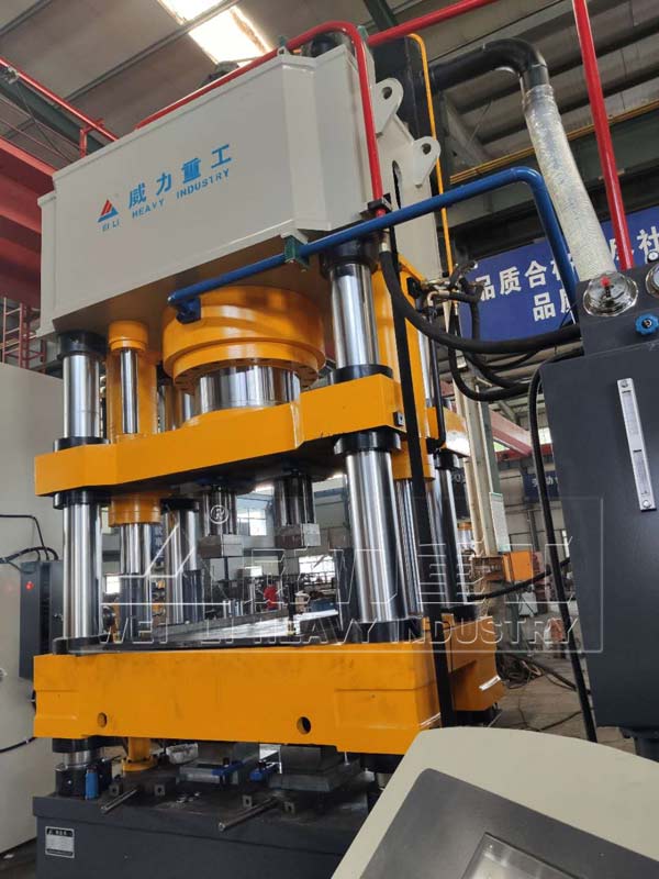 鐵粉模壓成型液壓機(jī)