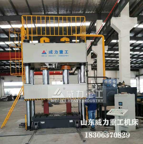 電動(dòng)汽車配件拉伸液壓機(jī)客戶安裝現(xiàn)場(chǎng)圖