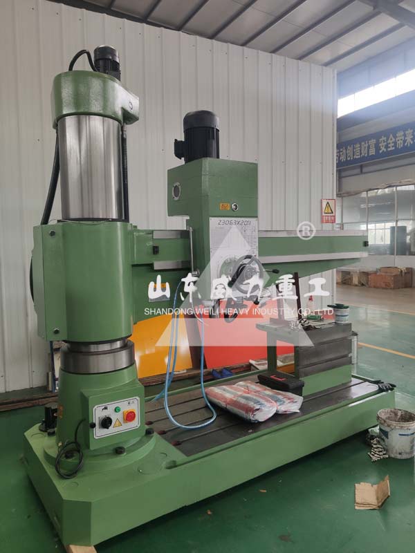 Z3063液壓搖臂鉆床圖片