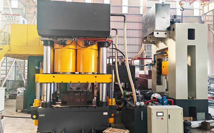 3000噸冷擠壓成型液壓機(jī)