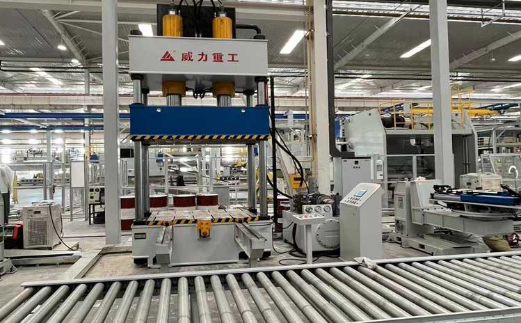 電機(jī)馬達(dá)座校正315噸液壓機(jī)