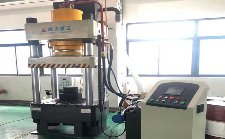 315噸四柱液壓機(jī)_YW32-315T四柱油壓機(jī)